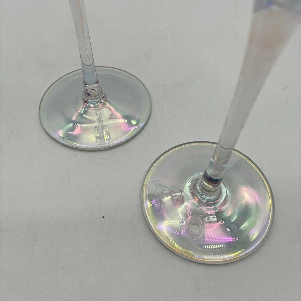 2 Iridescent Heart Shaped Long‎ Stemmed Champagne Flutes Gold Rim Textured Glass